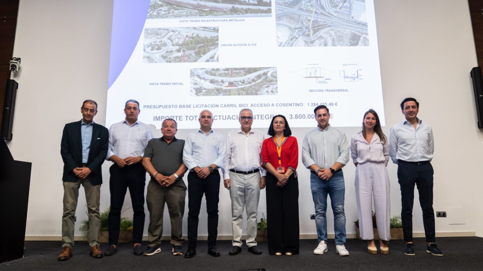 Presentación del carril bici del PAI Almanzora en las instalaciones de Cosentino, en Cantoria