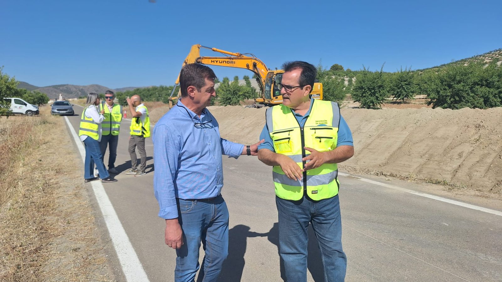 Visita a las obras de mejora de la carretera AL-7100 a su paso por Oria